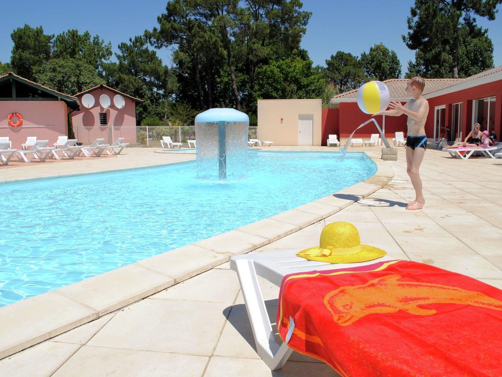 Residence Nemea Les Rives De Saint Brice Арес Екстер'єр фото