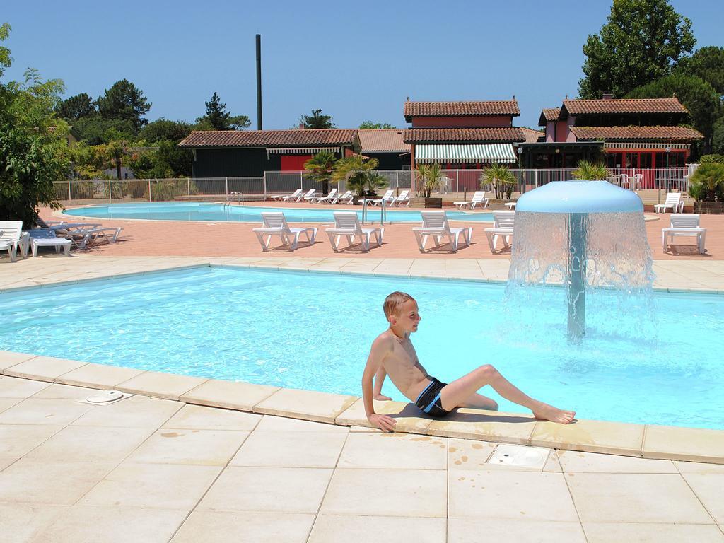Residence Nemea Les Rives De Saint Brice Арес Екстер'єр фото
