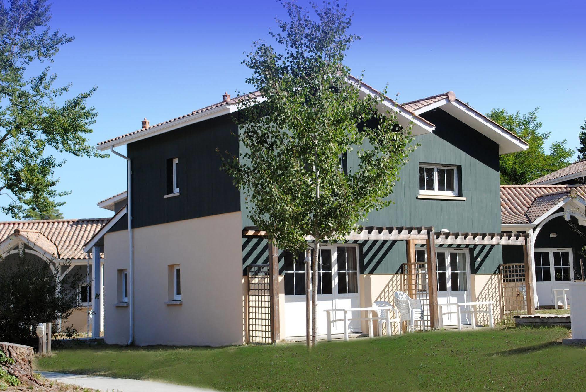 Residence Nemea Les Rives De Saint Brice Арес Екстер'єр фото